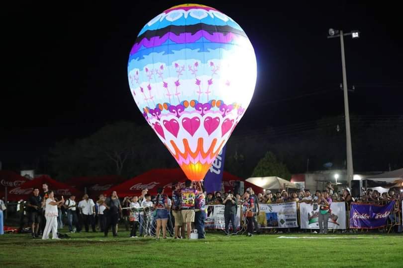 Tahmek deslumbra con sus globos