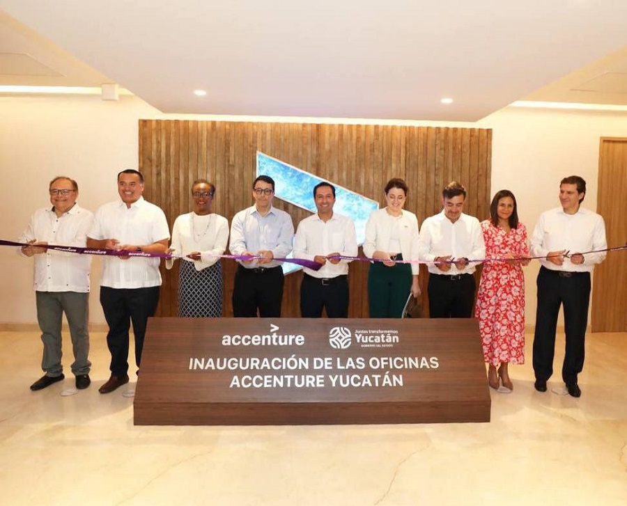 Vila inauguró el Centro de Tecnologías de Accenture, líder en servicios de tecnologías