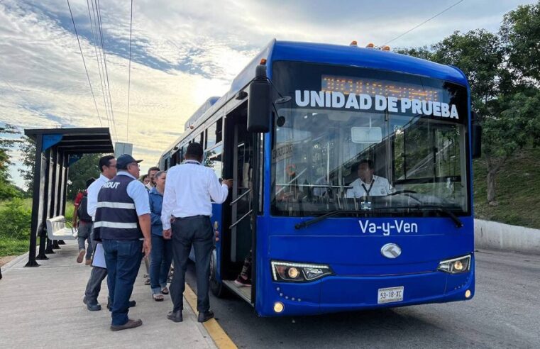 Autobús demo articulado del Va y Ven hace sus primeras pruebas en el Periférico