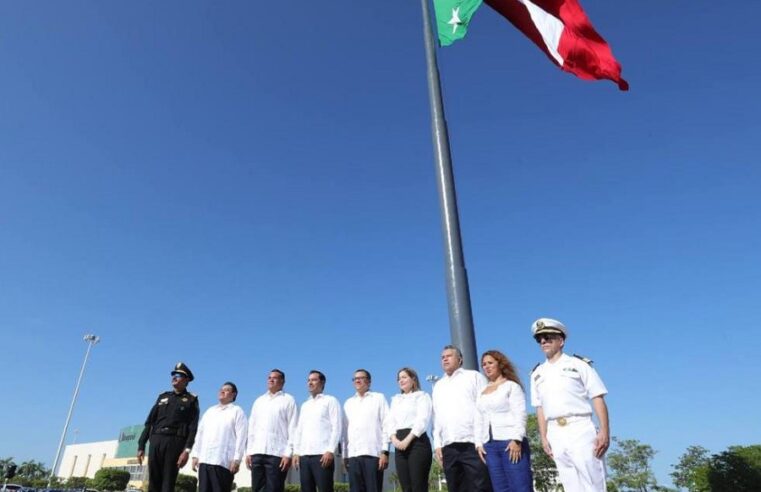 Ondea de nuevo la bandera de Yucatán