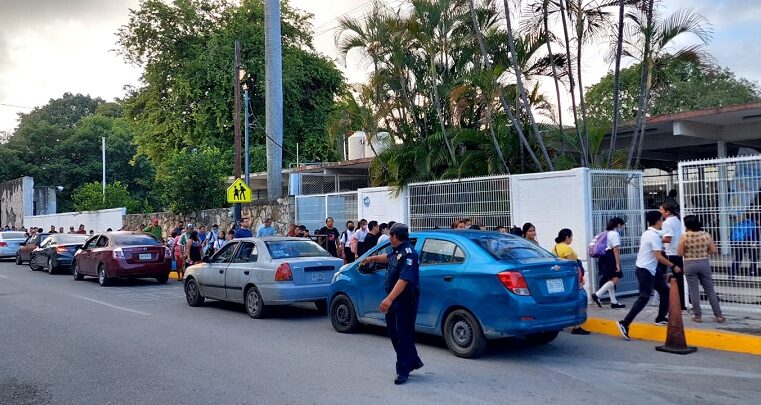 La Policía de Mérida garantiza la seguridad en las escuelas del centro histórico