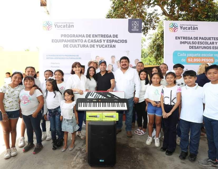 Mauricio Vila lleva apoyos a estudiantes y habitantes de Sudzal