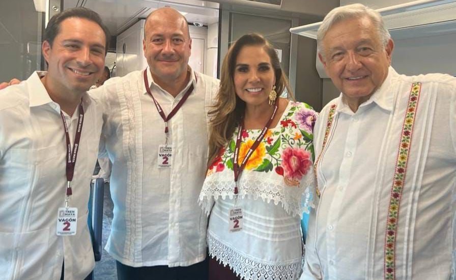 Mauricio Vila y AMLO realizan el primer recorrido de prueba del Tren Maya, de Campeche a Yucatán