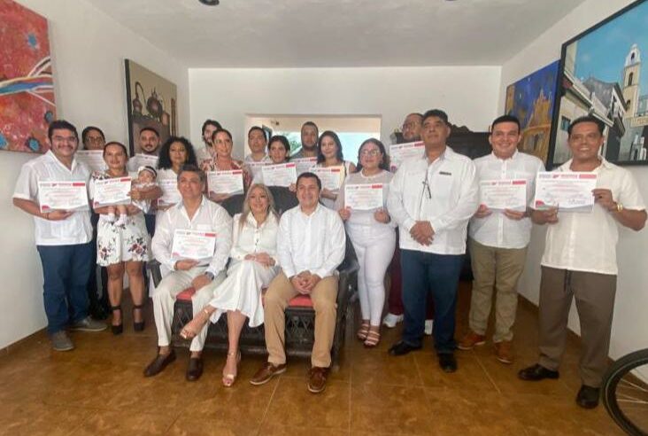 Presentan el comité de Consorcio 4T en Yucatán: lo encabeza Ivette Zolozabal Magaña