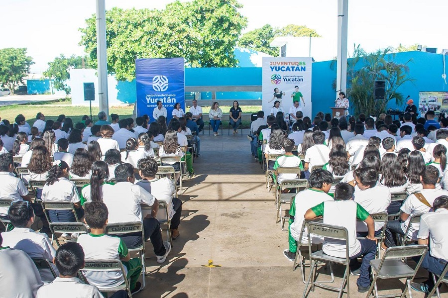 Comienzan “Juventudes Yucatán, Planet Youth” en secundarias del estado