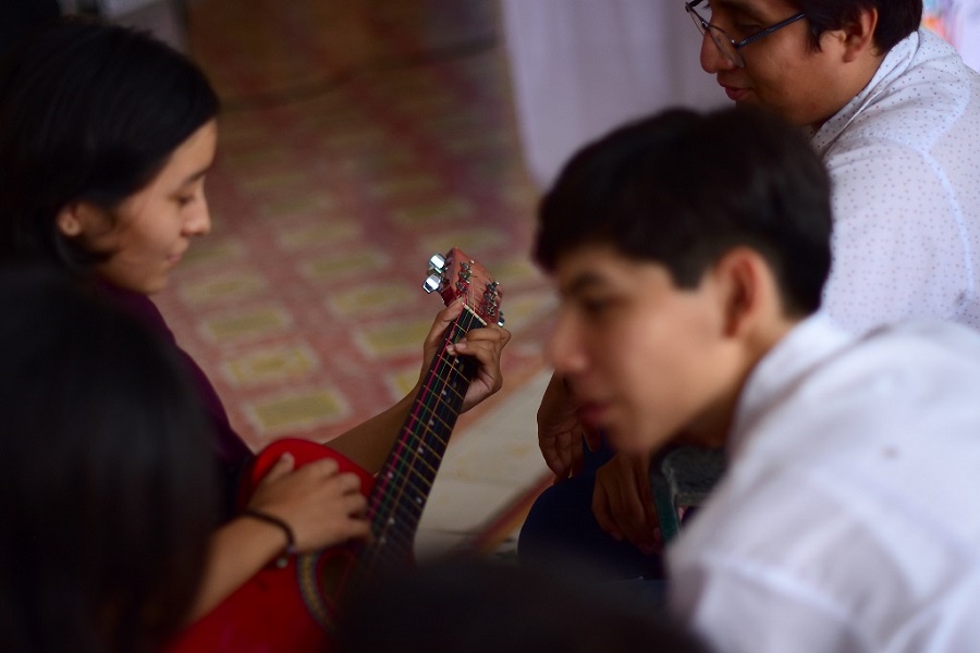 Entregan mobiliario e instrumentos a casas de la cultura en la zona centro de Yucatán