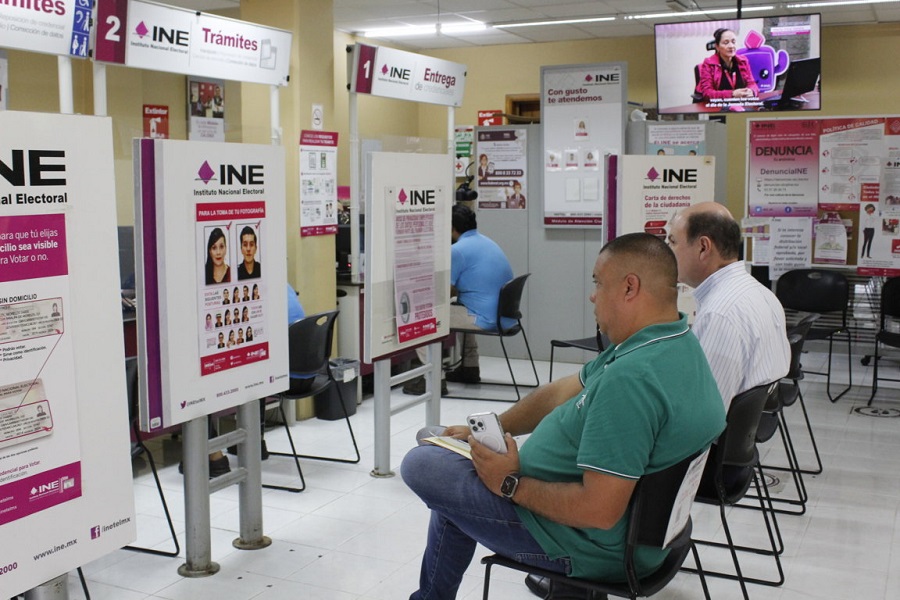 El INE Yucatán exhorta a 99 mil personas a renovar su credencial para votar