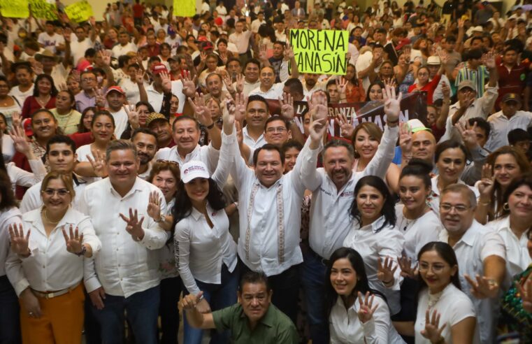 La asociación “Que Siga la Democracia” da su apoyo a «Huacho» Díaz