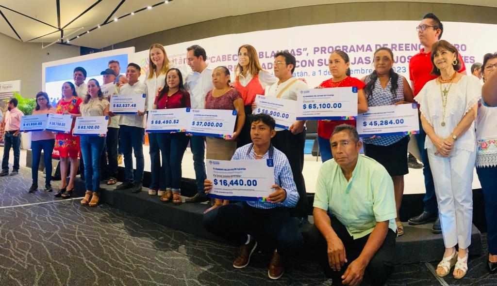 Entregan 540 mil pesos para respaldar 11 proyectos culturales en Yucatán