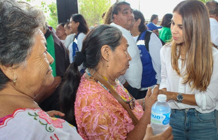 María Isabel Rodríguez Heredia difunde los beneficios de la Tarjeta Universal de Salud