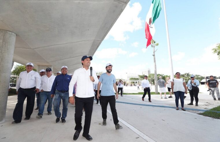 El Gobernador Mauricio Vila y su gabinete recorren el Parque de La Plancha, el mejor de México