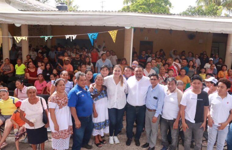 Cecilia Patrón inicia su precampaña con militantes panistas de las comisarías meridanas