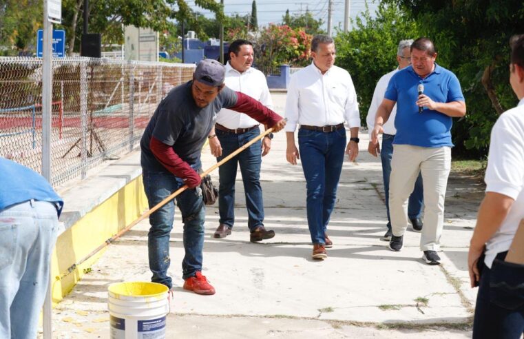 El alcalde Alejandro Ruz supervisa rehabilitación del parque de López Mateos