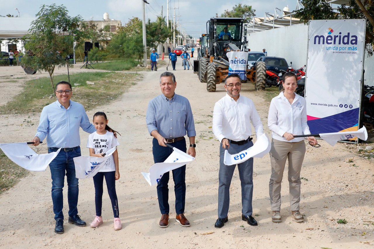 El Ayuntamiento de Mérida construye calles en Francisco de Montejo