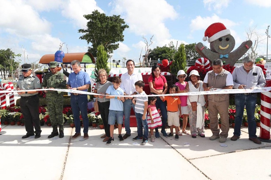 El gobernador Mauricio Vila inaugura el Paseo Navideño de las Flores en La Plancha