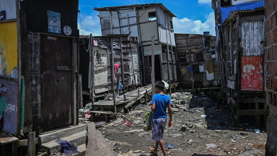 Latinoamérica, una fábrica de pobres: despide 2023 con desaceleración económica