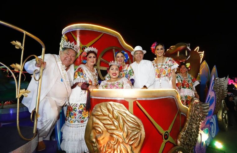 Ciudad Carnaval se llena de color con el tradicional desfile del Lunes Regional en Mérida