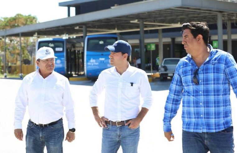 El gobernador Mauricio Vila supervisa avances de la estación del Ie-Tram