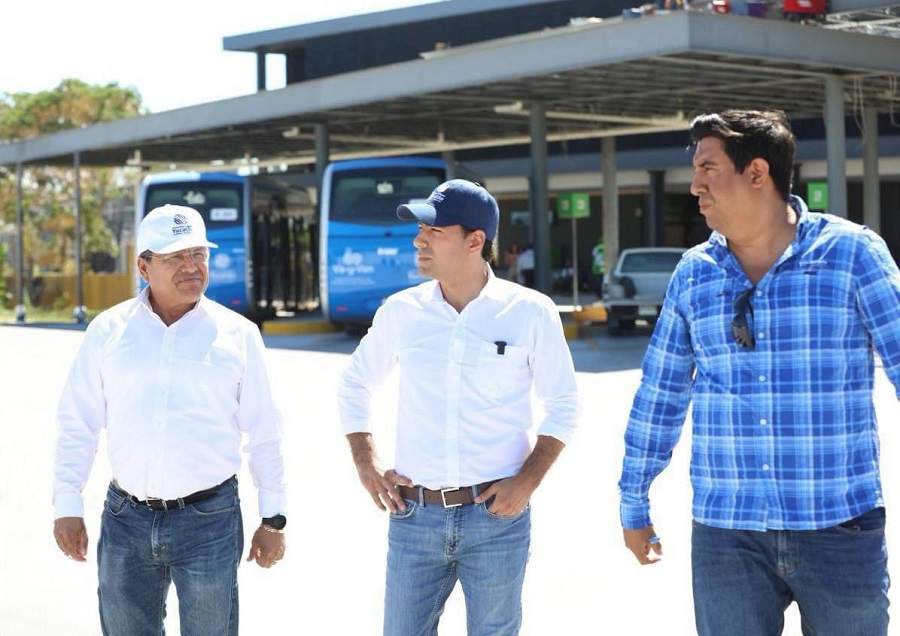 El gobernador Mauricio Vila supervisa avances de la estación del Ie-Tram