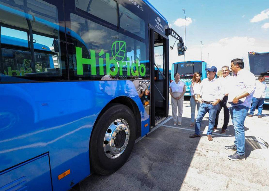 Mauricio Vila presenta autobuses híbridos para nuevas rutas Va y Ven