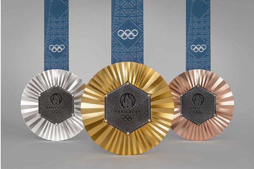 ¡Vaya premio! Medallas olímpicas de París 2024 llevarán un fragmento de la Torre Eiffel