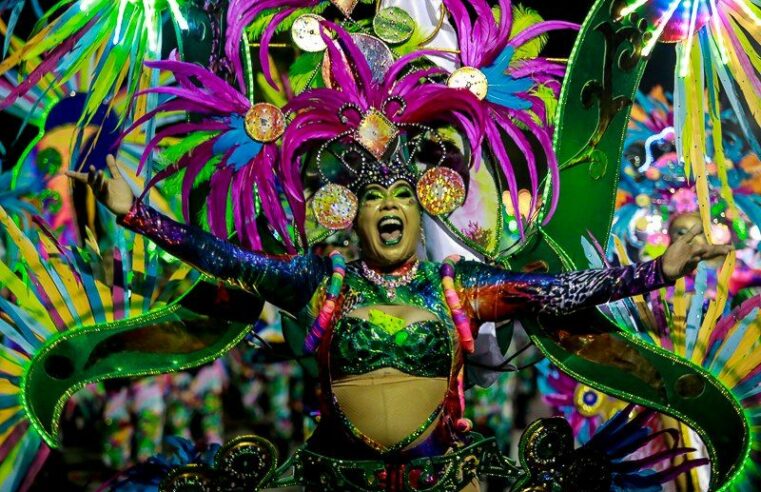 Ritmo y sabor predominaron este sábado de Fantasía en el Carnaval de Mérida 2024