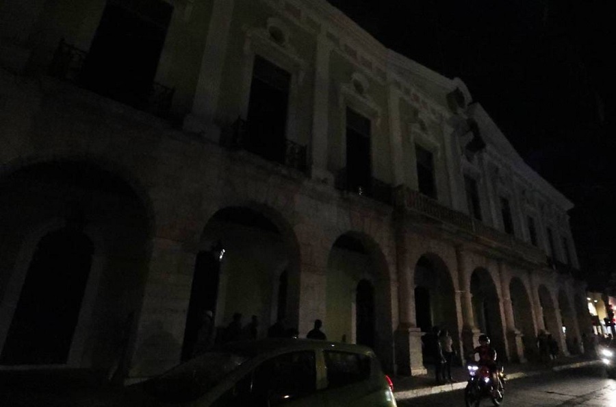 Yucatán se suma a la Hora del Planeta: apagan luces del Palacio de Gobierno