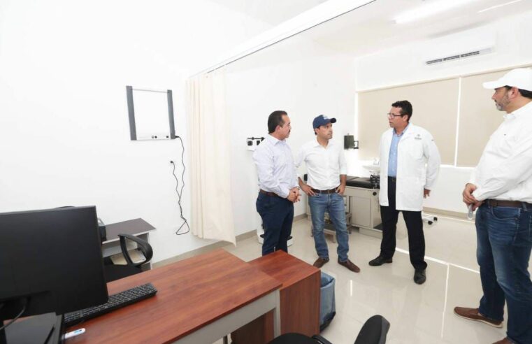 Mauricio Vila supervisa el rehabilitado Centro de Salud de Flamboyanes Progreso