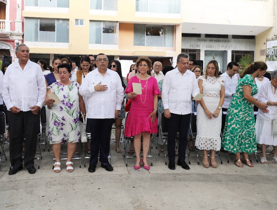 Reconocen el papel que con amor desarrollan las madres yucatecas