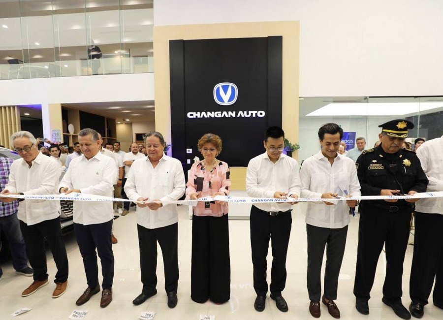 Inauguran en Mérida la agencia de la marca china Changan Auto