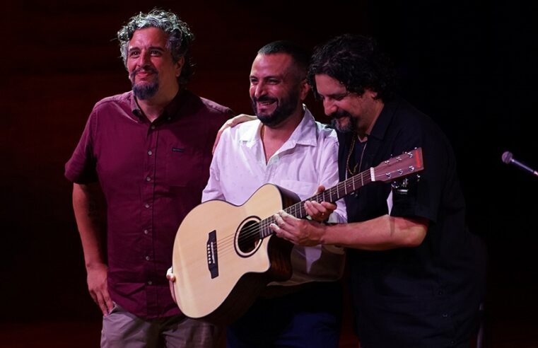 La Guitarra “Curandera” se une al acervo del Museo Interactivo del Palacio de la Música