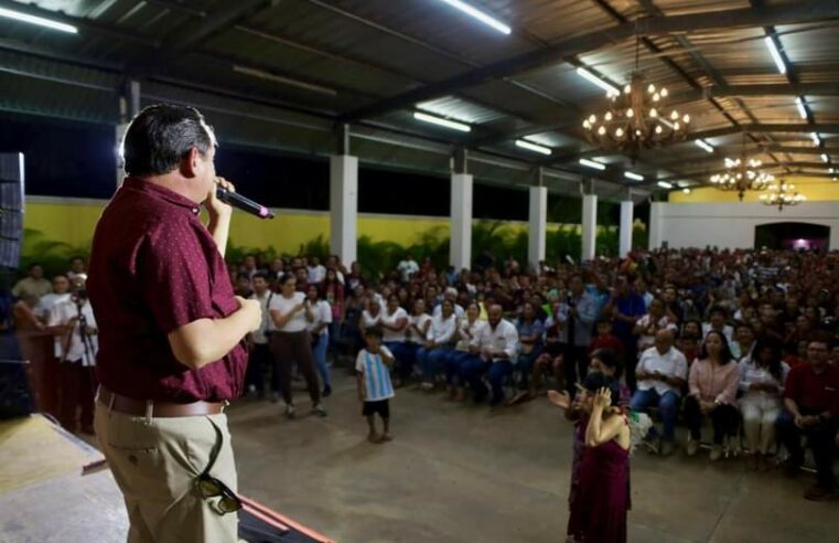 Llama Huacho Díaz a regidores de representación a defender los intereses del pueblo