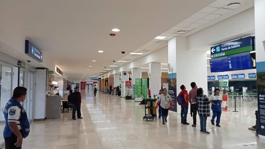 Reanuda operaciones el aeropuerto de Mérida tras el paso de Beryl por Yucatán