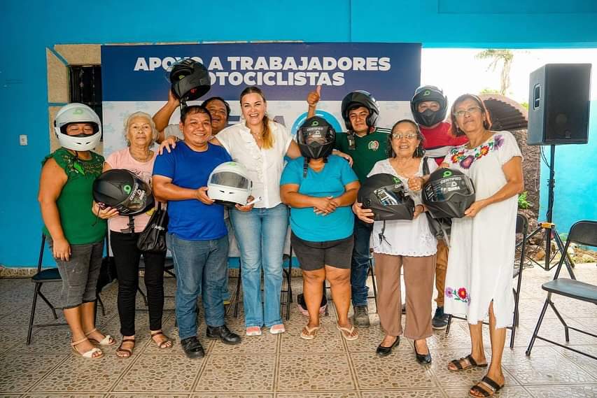 “Llega Seguro” busca proteger con cascos a los motociclistas meridanos: Cecilia Patrón