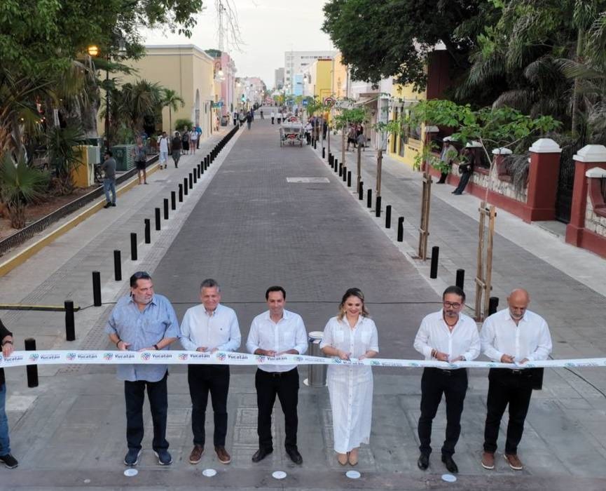 Mauricio Vila entrega el Corredor Turístico y Gastronómico de la calle 60