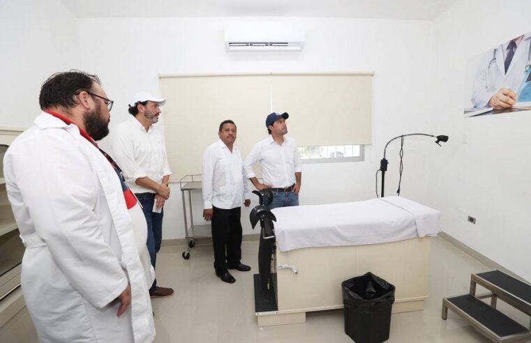 Mauricio Vila inaugura el renovado centro de salud de Maní