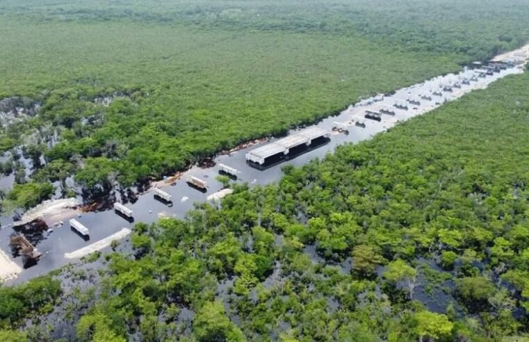 El Tren Maya, víctima de las inundaciones en Bacalar