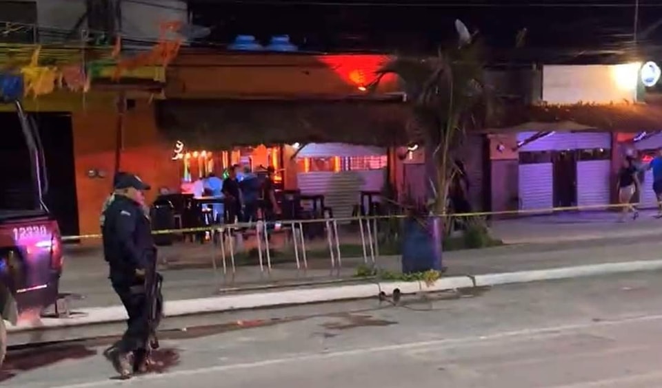 Ataque armado en un bar de Tulum deja un muerto y cuatro lesionados