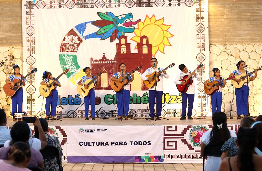 Danzas y gremios clausuran el programa Cultura para Todos en el oriente de Yucatán