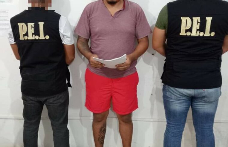 Cuchillo en mano, asalta un Six en Mérida, pero ya fue detenido