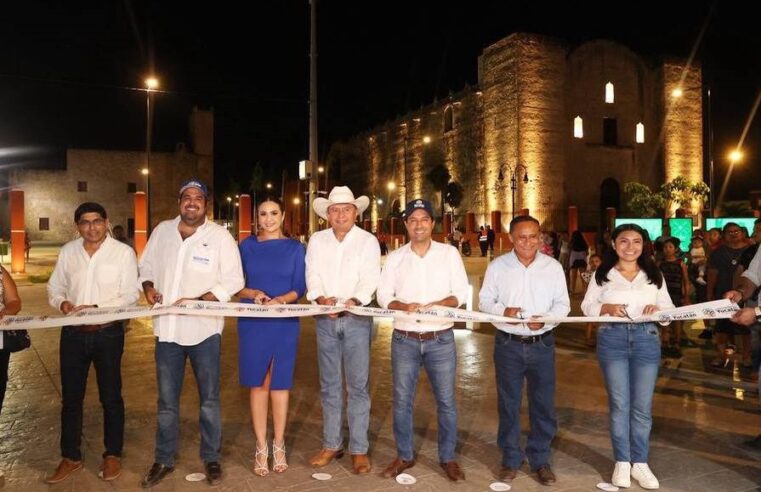 Mauricio Vila  entrega el remozamiento del Centro Histórico de Tizimín