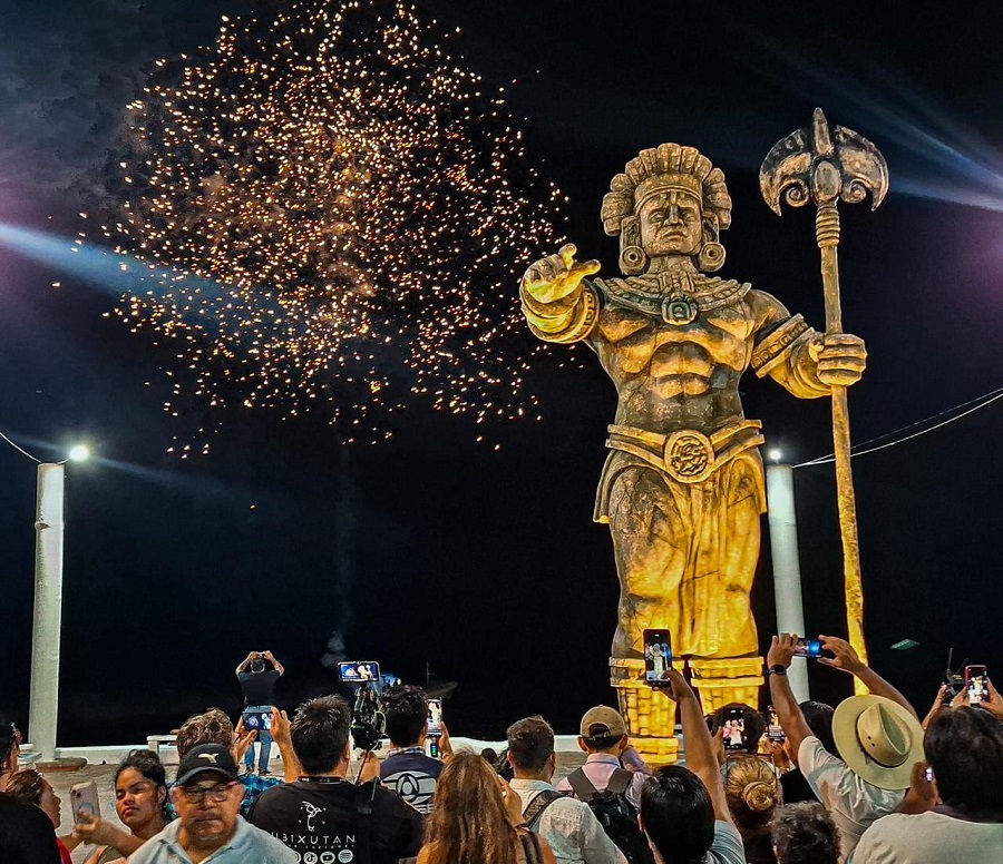 Develan estatua monumental de Chaac en Telchac Puerto