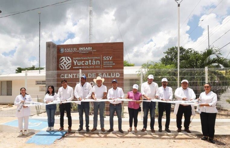 Mauricio Vila entregó los renovados Centros de Salud en Sucopó y Yaxchekú, comisarías de Tizimín