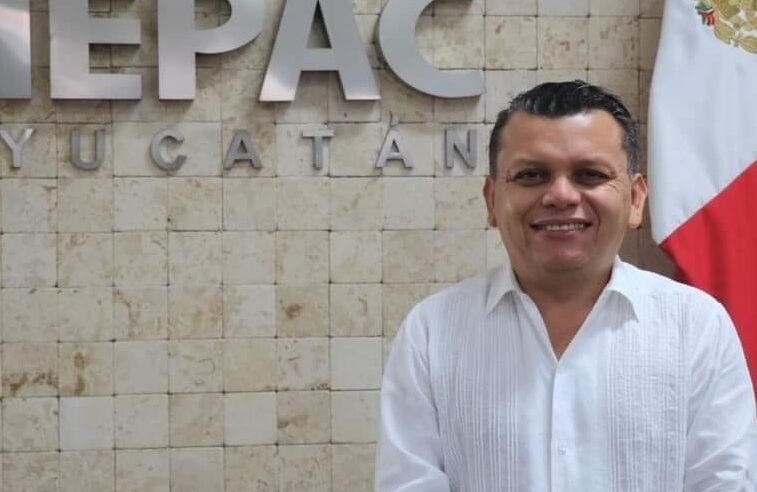 El INE desecha denuncia y ratifica al presidente del Iepac, Moisés Bates Aguilar