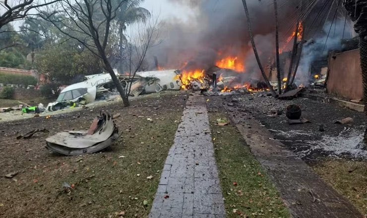 Se desploma avión en Sao Paulo Brasil: mueren los 58 pasajeros y cuatro tripulantes