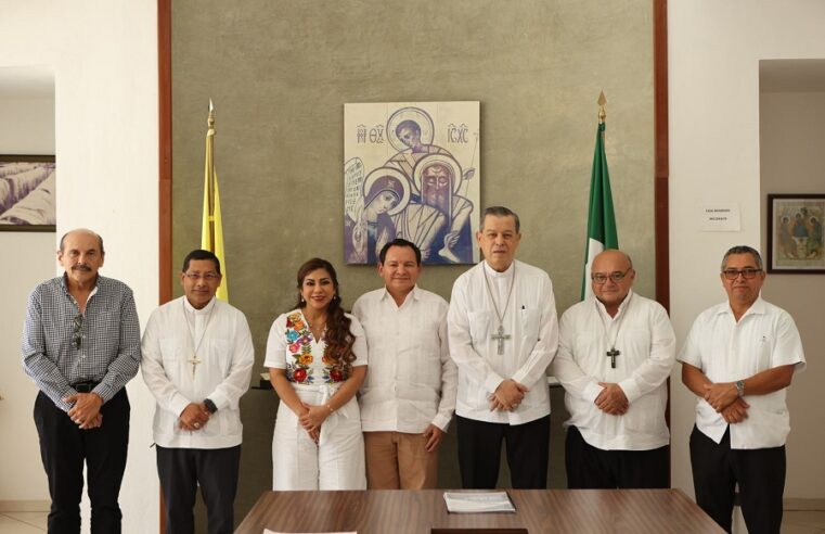 Se reúne Díaz Mena con el Arzobispo de Yucatán