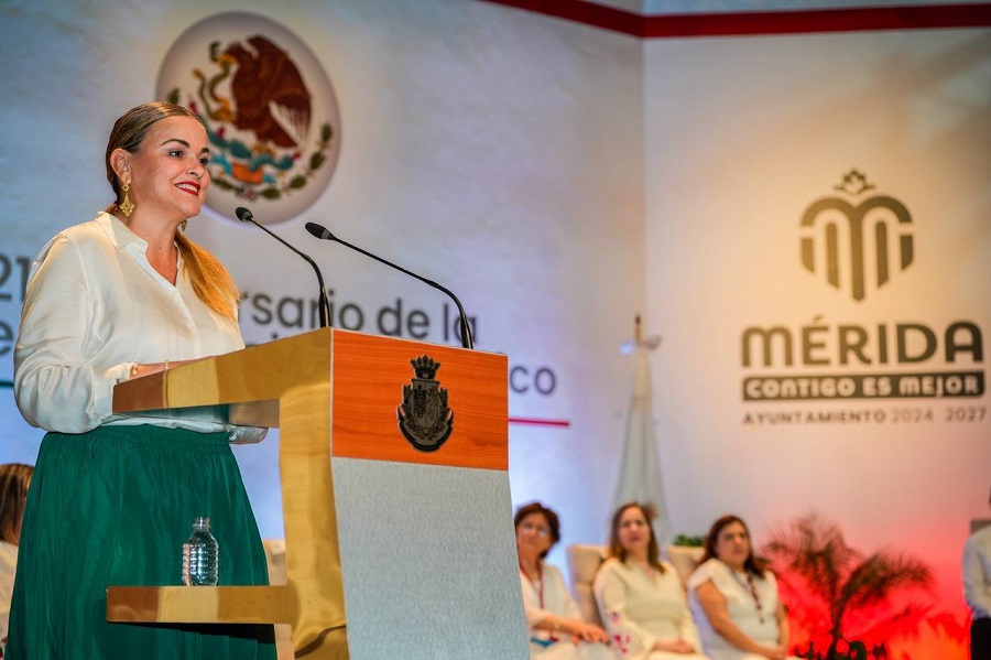 Cecilia Patrón exalta el papel de las mujeres en la construcción de México