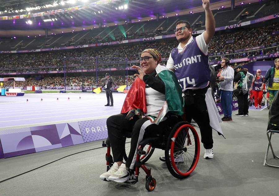 Para-atleta yucateca Gilda Cota Vera gana medalla de plata en impulso de bala