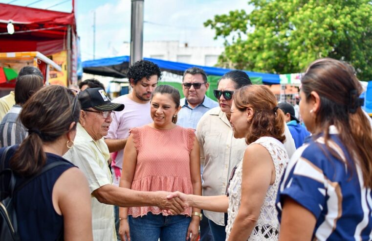 El Ayuntamiento supervisa los mercados Lucas de Gálvez, San Benito y Santa Ana