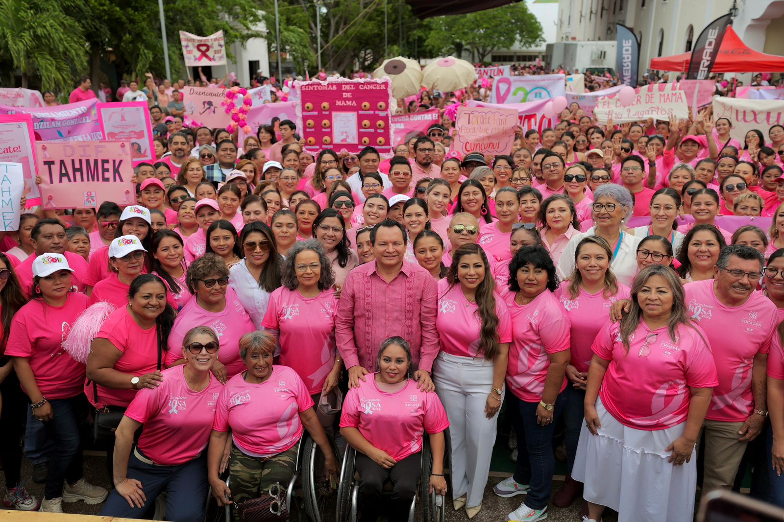 Participan más de Mil 500 mujeres en la caminata contra el Cáncer de Mama